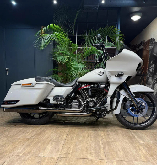 Harley-Davidson CVO Road Glide, 2020