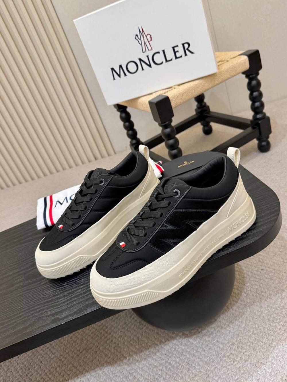 Кроссовки Moncler