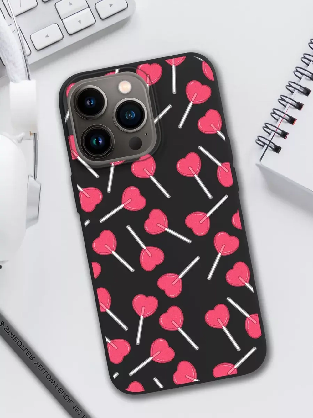Чехол на iPhone 15 Pro с принтом
