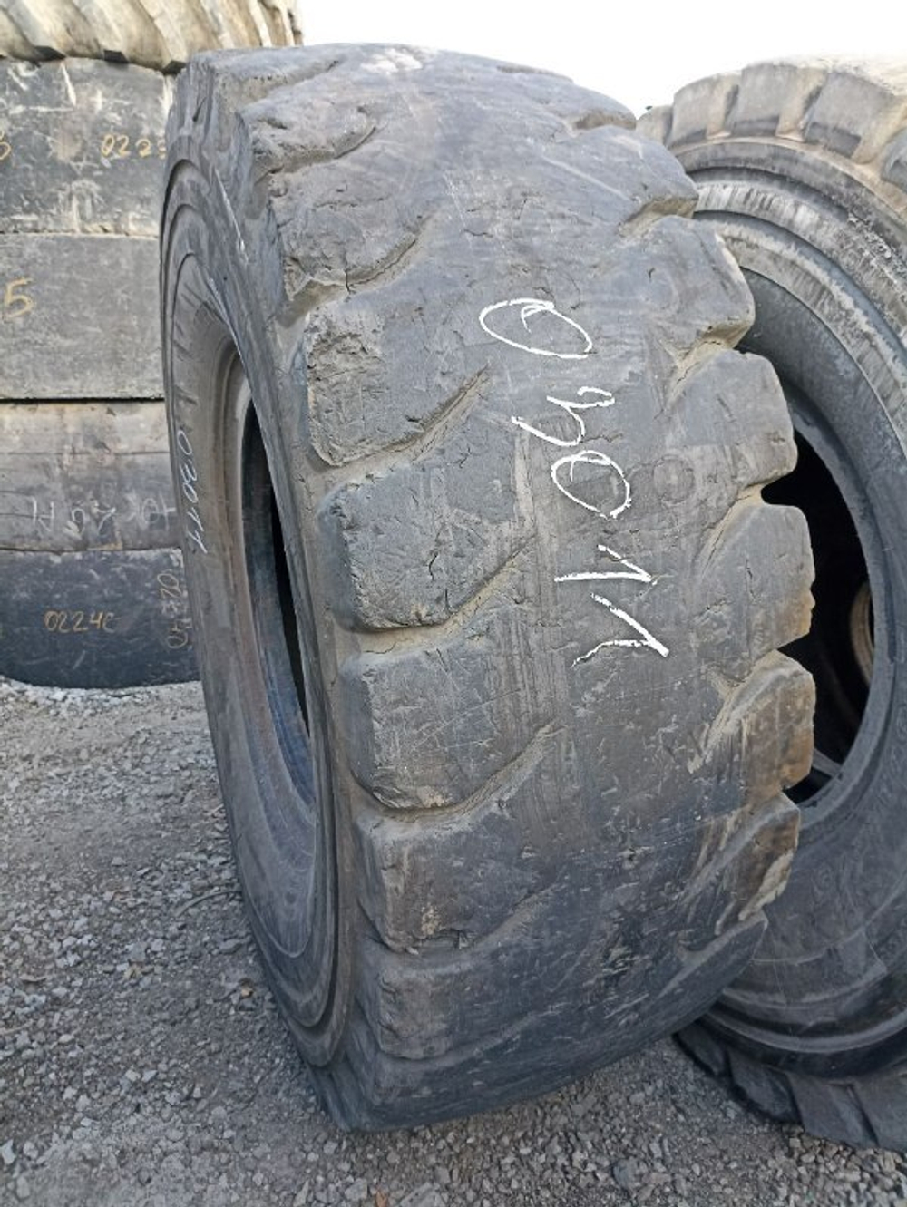 24.00R35 Michelin X-QUARRY шина б/у
