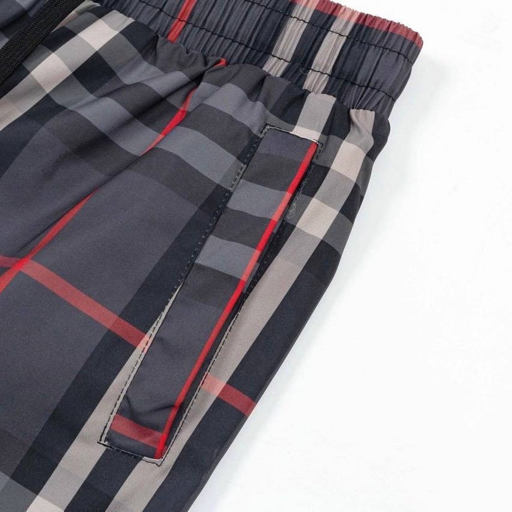 Шорты Burberry