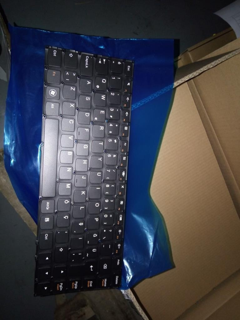 Клавиатура для ноутбука Lenovo U300 английская, черная (25200254), оригинал