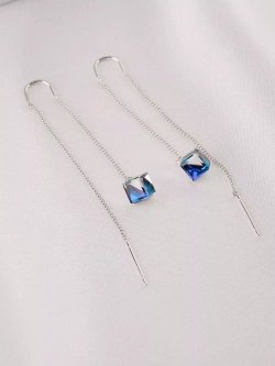 Серьги-протяжки Миражи с синими кубиками Swarovski