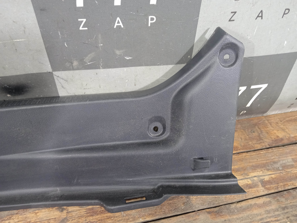Обшивка задней панели багажника Toyota Camry (XV70) 17-нв Б/У Оригинал 5838706270C0