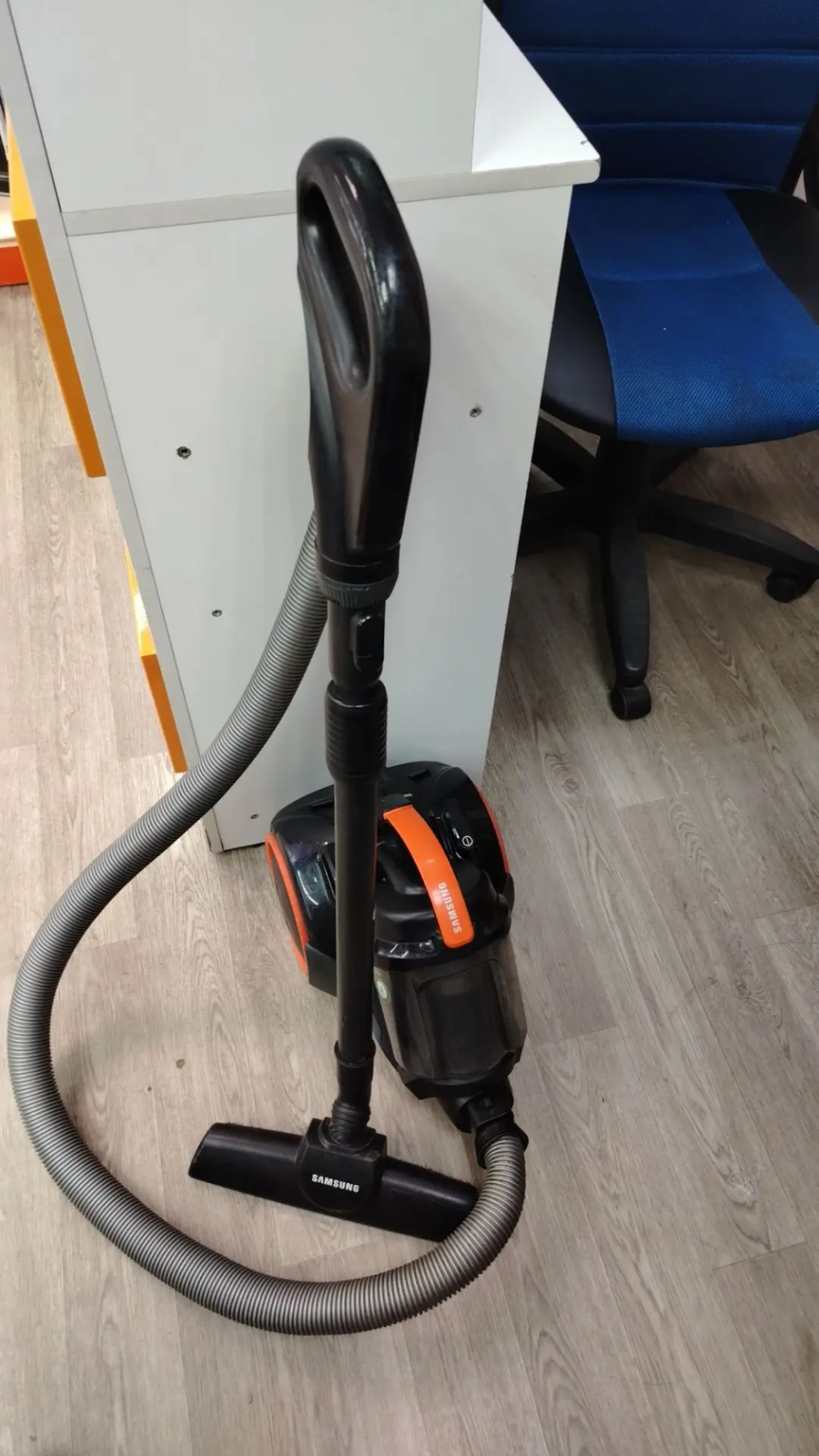 Пылесос Samsung sc15k4136vl
