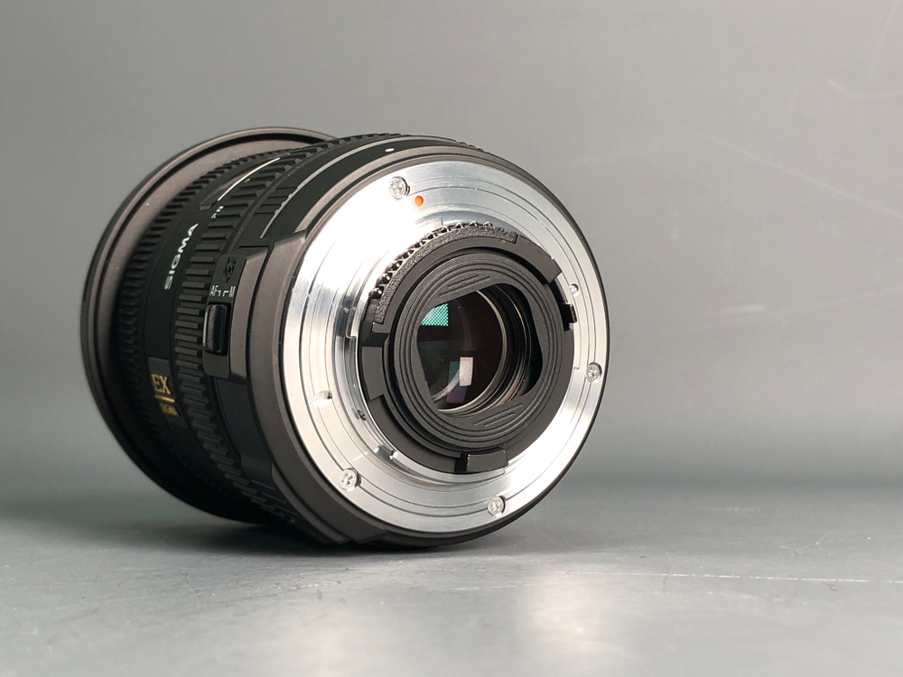 Sigma AF 10-20mm 3.5 EX DC HSM Nilon F