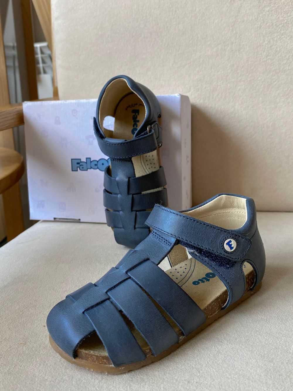 Новые босоножки Falcotto, 25