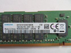 Модуль памяти для сервера 16GB DDR4 PC4-19200 (2400 МГц) M393A2G40EB1-CRC CL17 1.2V