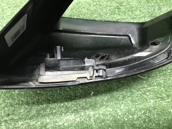 Крышка зеркала правая Mercedes M GLE W166 (11-18)