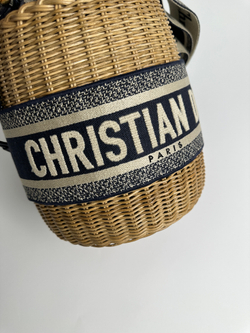 Сумка Christian Dior Brown Oblique Wicker Bucket