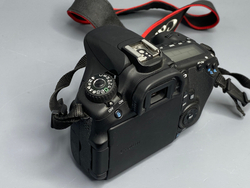 Canon EOS 60D — 6 200 кадров