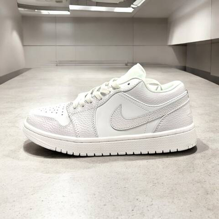 Nike Air Jordan 1 Low • White
