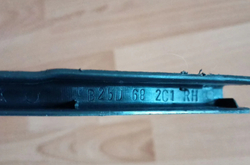 Обшивка направляющая стойки mazda - B25D682C1