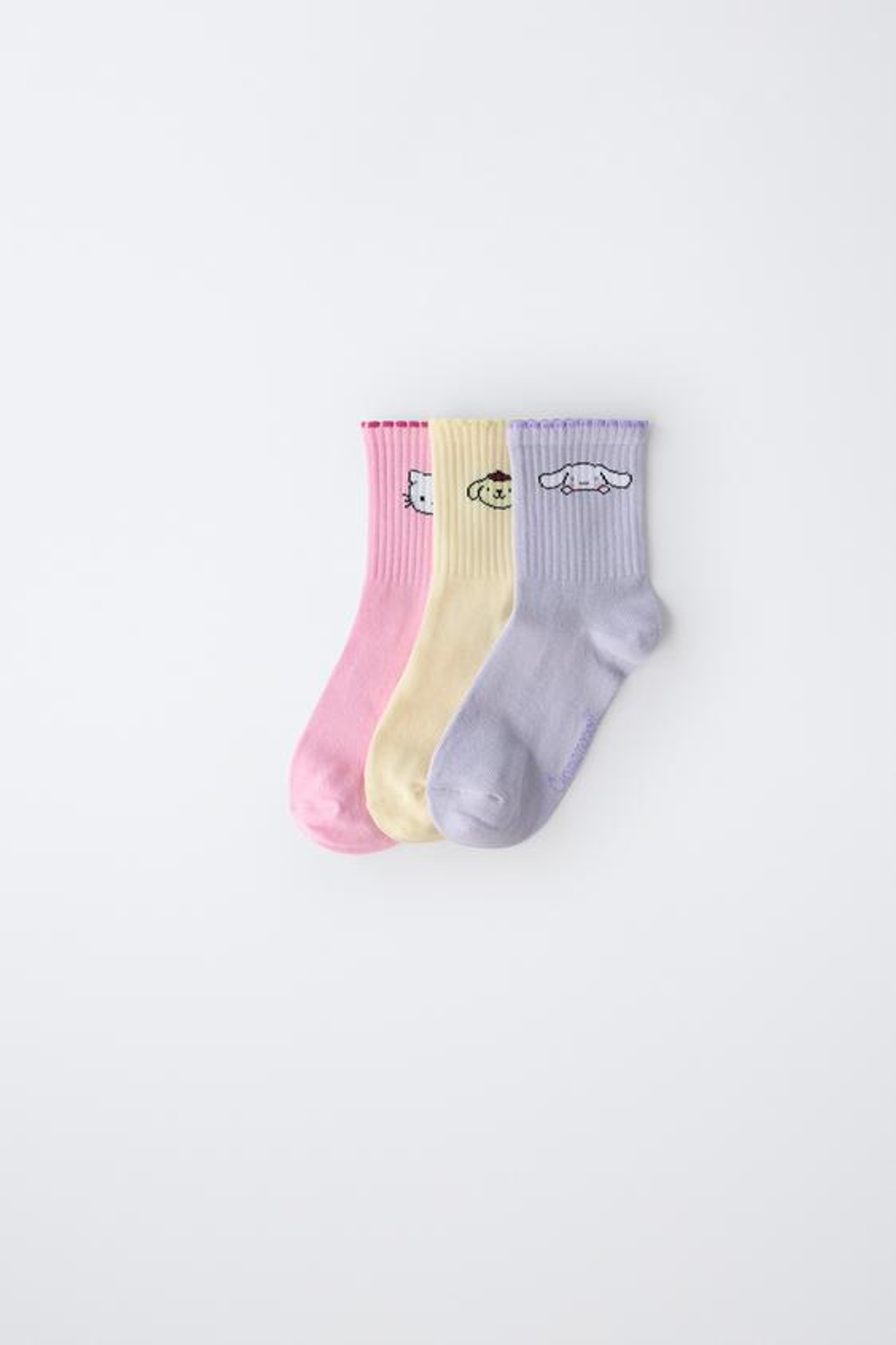 ZARA НАБОР ИЗ ТРЕХ ПАР НОСКОВ HELLO KITTY AND FRIENDS © SANRIO, РАЗНОЦВЕТНЫЙ