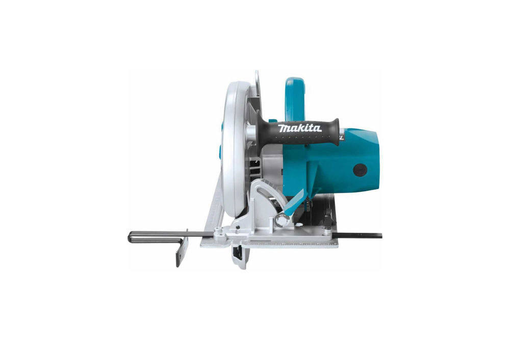 Дисковая пила Makita HS0600