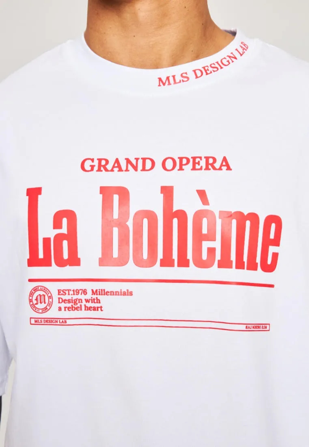Футболка LA BOHEMA