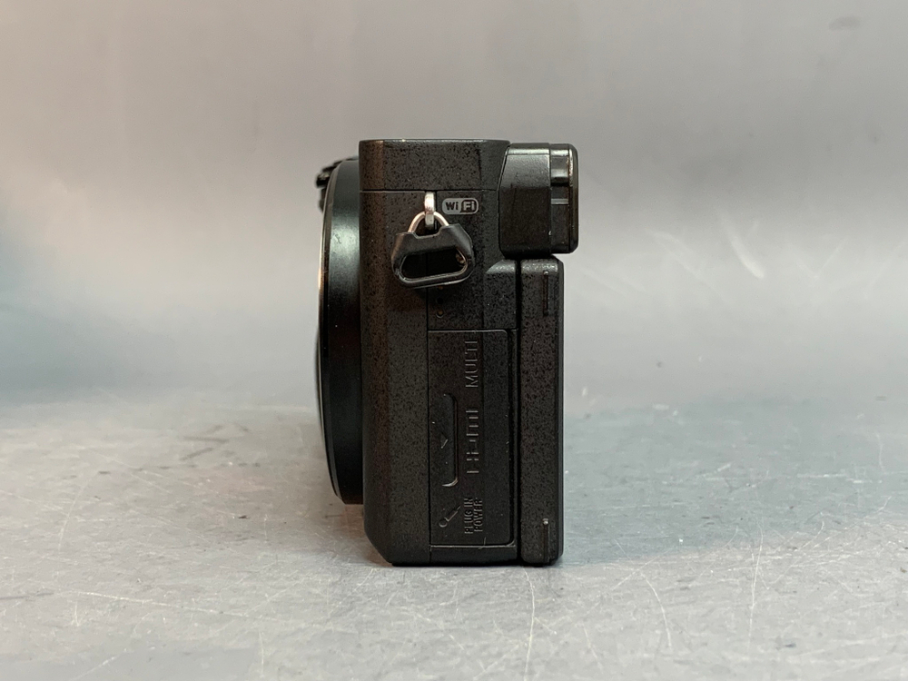 Sony A6400 Body 1500 кадров