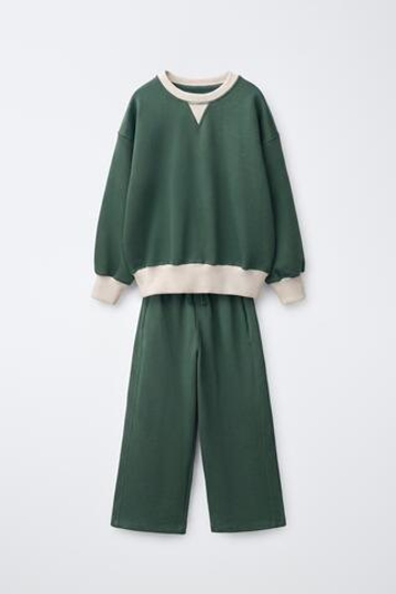ZARA КОМПЛЕКТ ИЗ ТОЛСТОВКИ И БРЮК WIDE LEG В СТИЛЕ КОЛОР-БЛОК, ЗЕЛЕНЫЙ