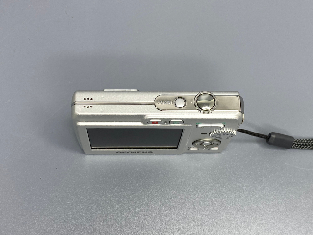 Olympus X-750