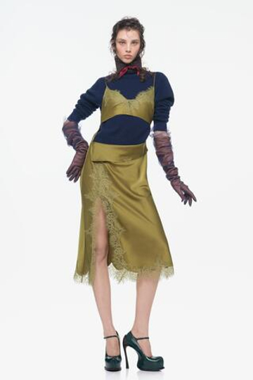 ZARA X JOHN GALLIANO АТЛАСНОЕ ПЛАТЬЕ С КРУЖЕВНЫМИ ВСТАВКАМИ LIMITED EDITION, СВЕТЛО-ЗЕЛЕНЫЙ