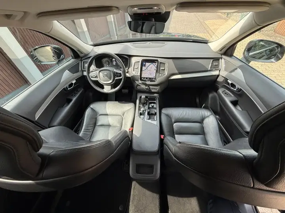 Volvo XC90 2.0 Momentum Pro