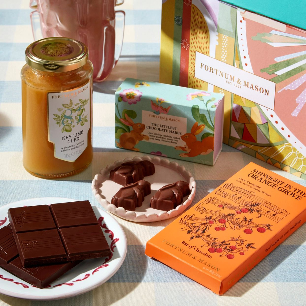 Fortnum&Mason Набор с печеньем The Spring Gift Box