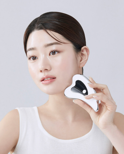 MOMMY CARE Микротоковый гуаша-массажер Galvanic RF Massager