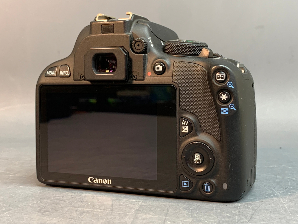 Canon EOS 100D Body 4.670 кадров