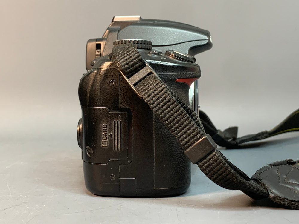 Nikon D5000 Body 56.900 Кадров