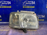 Фара передняя правая TOYOTA HIACE 2004-2010
