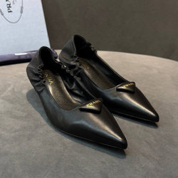 Туфли Prada