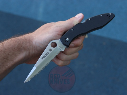 Нож Spyderco Police FS G10 серрейтор C07GS