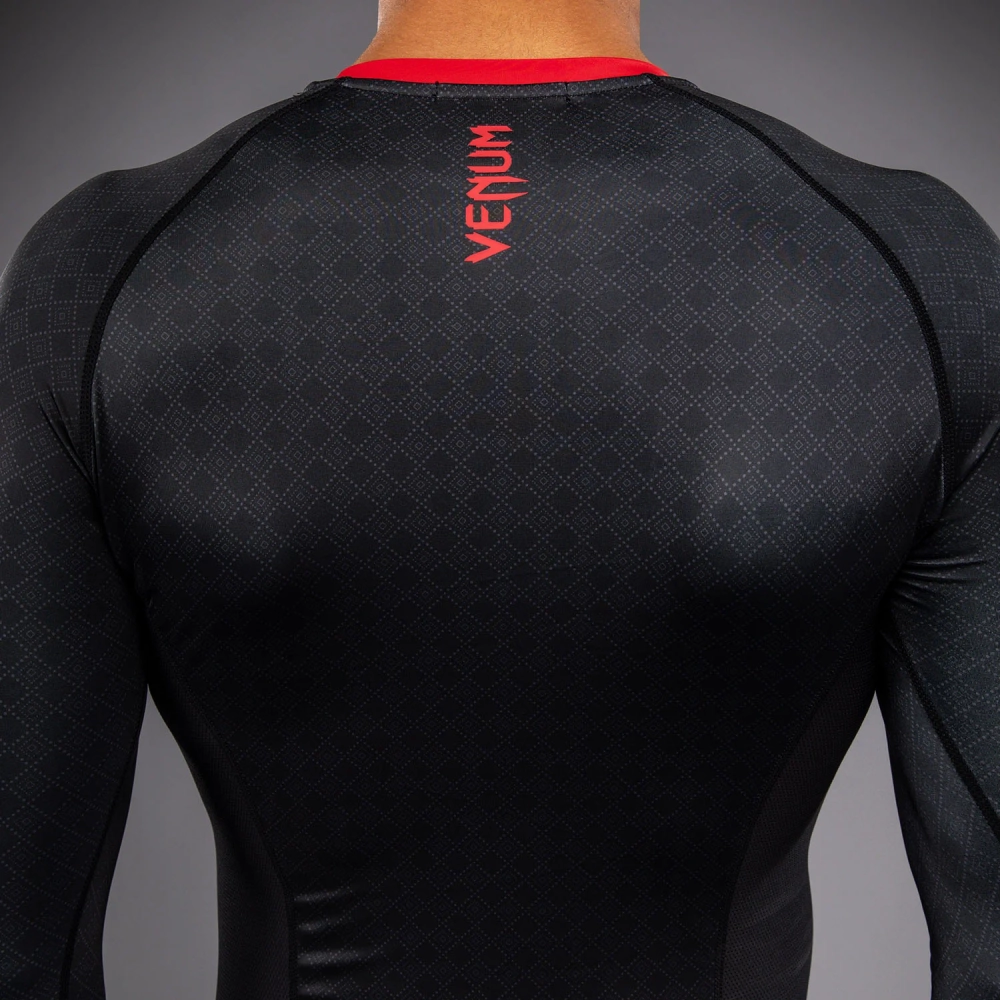 Рашгард Venum x Roger Gracie Signature LS Black/Red