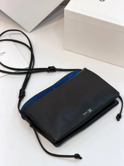 Сумка CELINE TRIO FLAP IN SMOOTH LAMBSKIN
