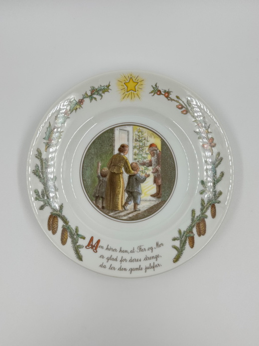 Тарелка Royal Copenhagen, Peters Jul