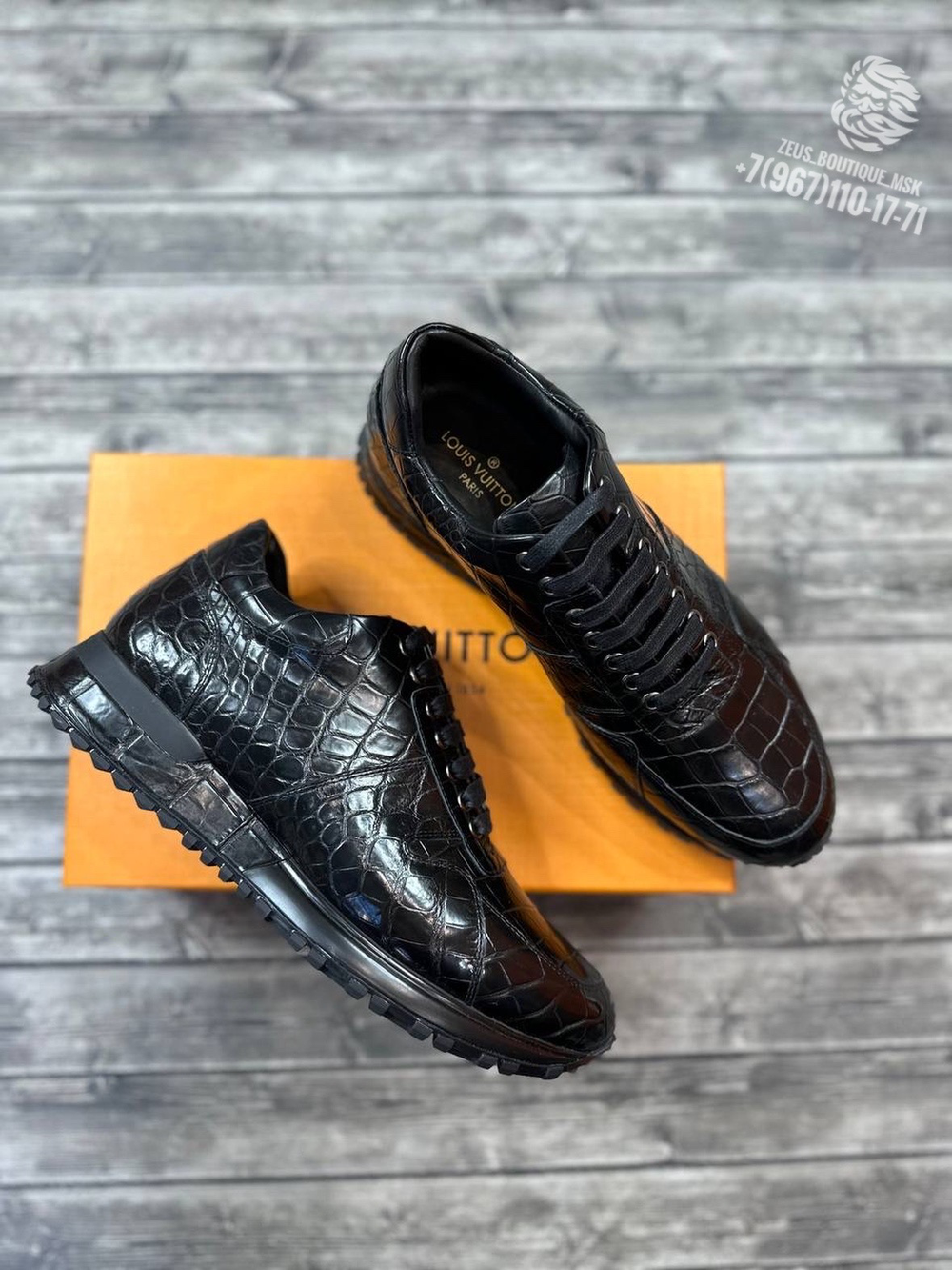 Кроссовки Louis Vuitton из кожи крокодила