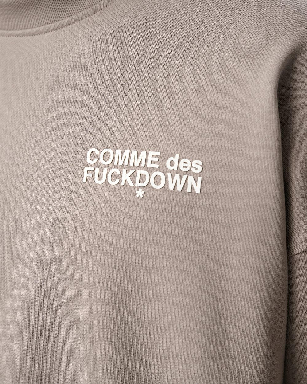 COMME DES FUCKDOWN ТОЛСТОВКА СЕРАЯ С ЛОГОТИПОМ БРЕНДА