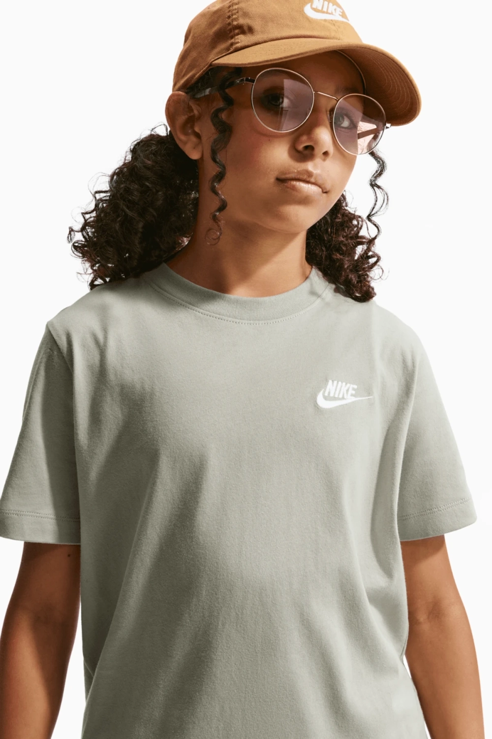 Футболка Nike Sportswear Junior - зеленый