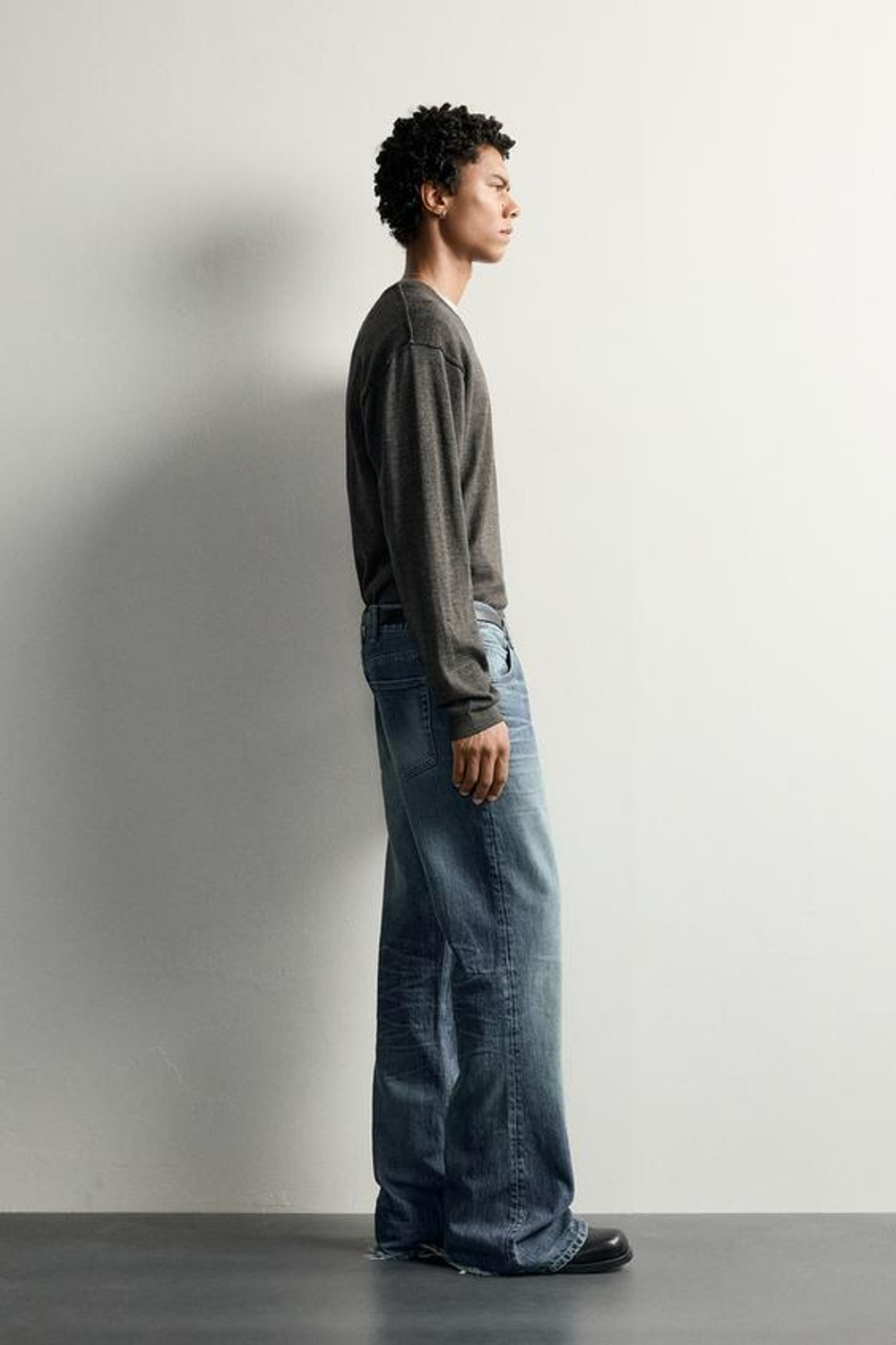 ZARA ДЖИНСЫ FLARE FIT, ВЫЦВЕТШИЙ СИНИЙ