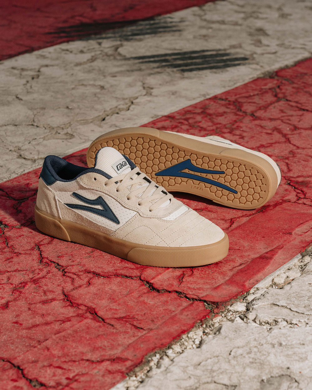 Кеды Lakai Manchester Elite: Whisper White Suede Navy (Q2-26)