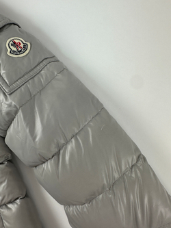 Пуховик Moncler