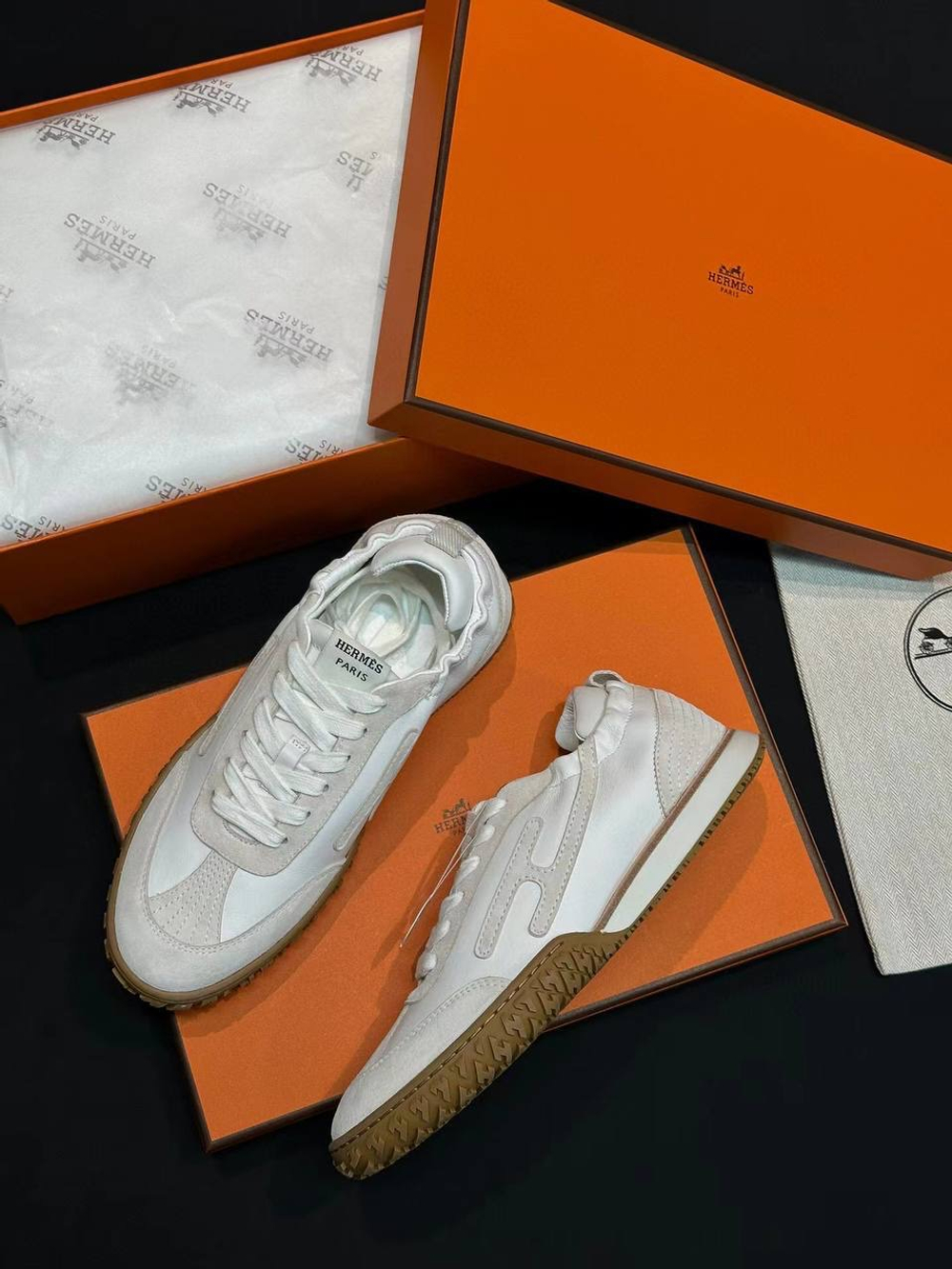 Кроссовки Hermes