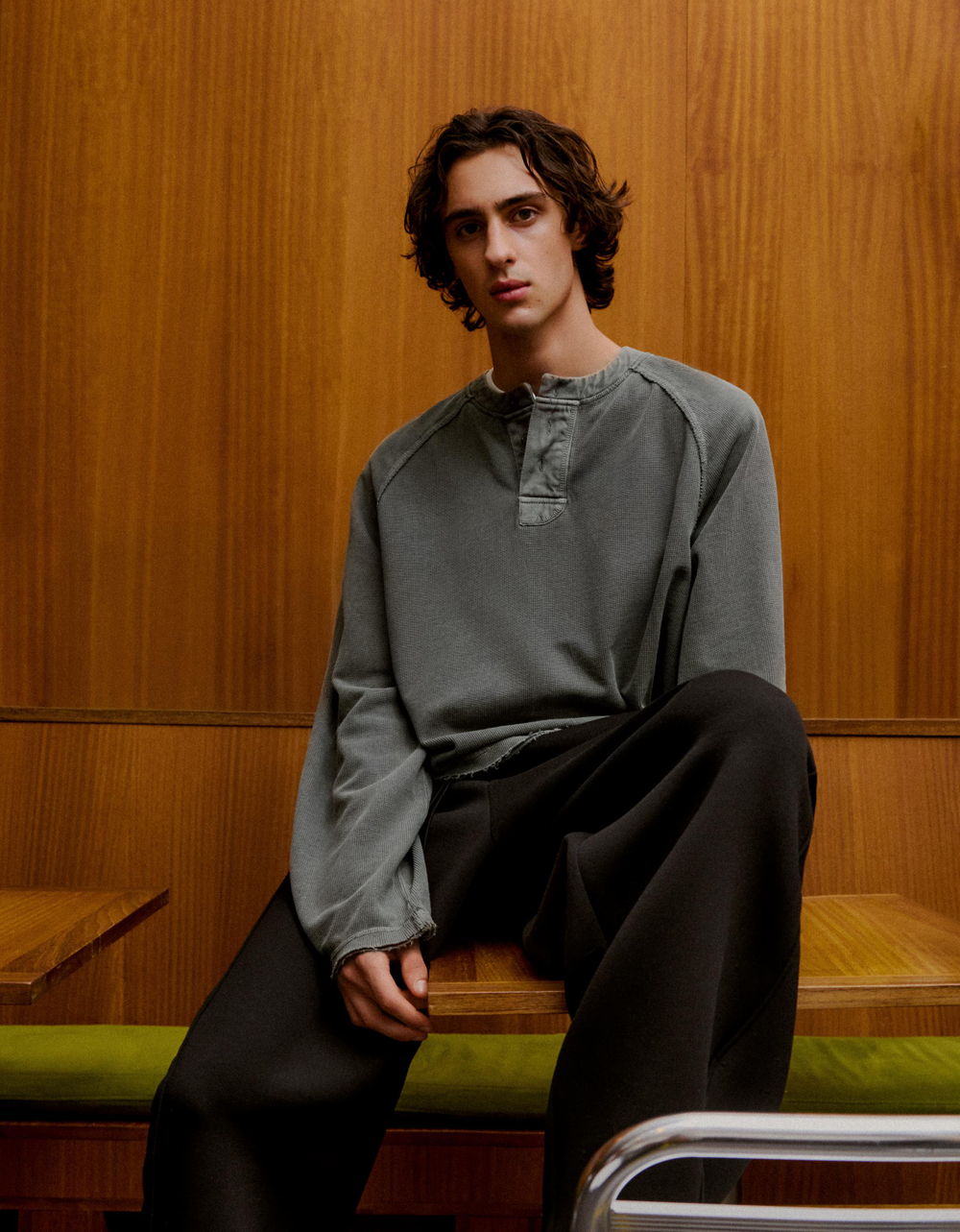 Мужской лонгслив-хенли с принтом, арт. 3185/260 - BERSHKA