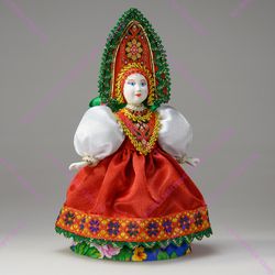 Куклы на картонном конусе