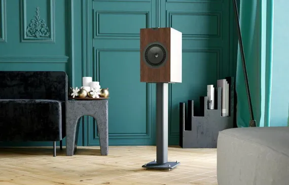 KEF Q3 Meta Walnut