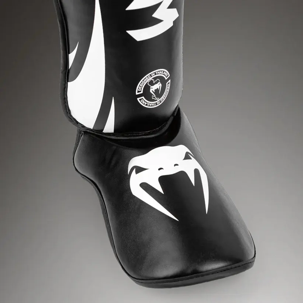 Защита ног Venum Challenger Black/White
