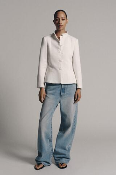 БЛЕЙЗЕР С БАСКОЙ И ЗАСТЕЖКОЙ-АЛМАР — ZW COLLECTION — ZARA