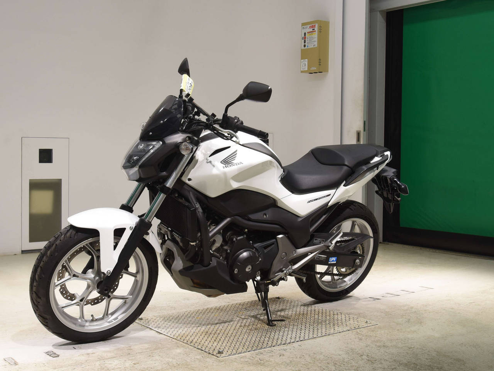 Honda NC750S 2016