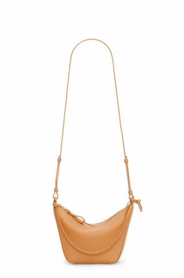 Сумка Loewe Hammock Hobo коричневый