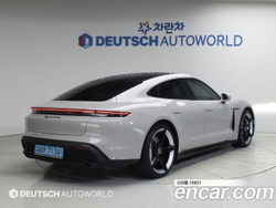 Porsche Taycan GTS — 2022